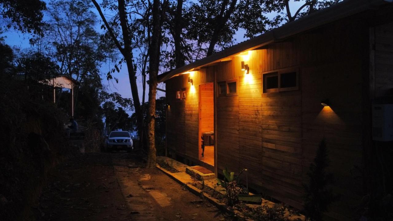Вилла Luxury Tiny House - Минка Экстерьер фото